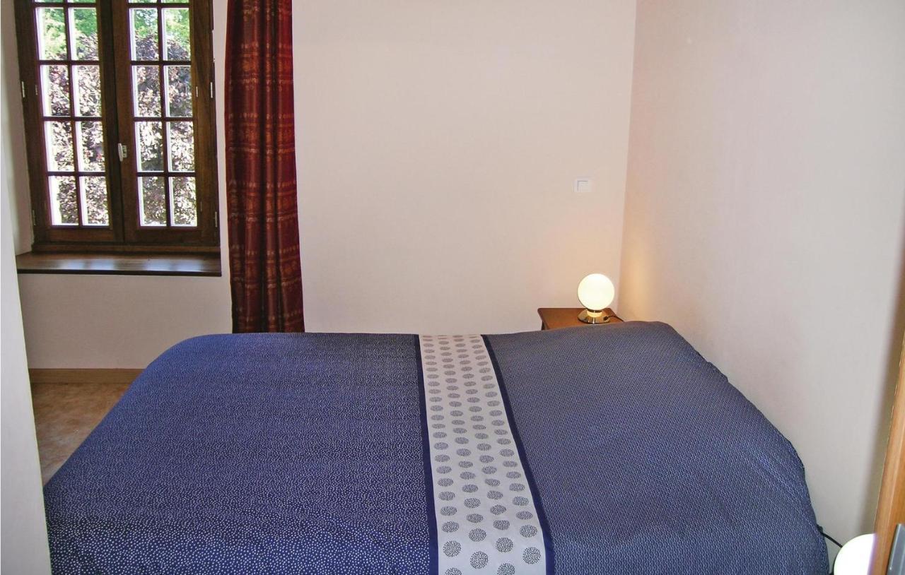 Amazing Apartment In Roz-Landrieux With Kitchen ภายนอก รูปภาพ